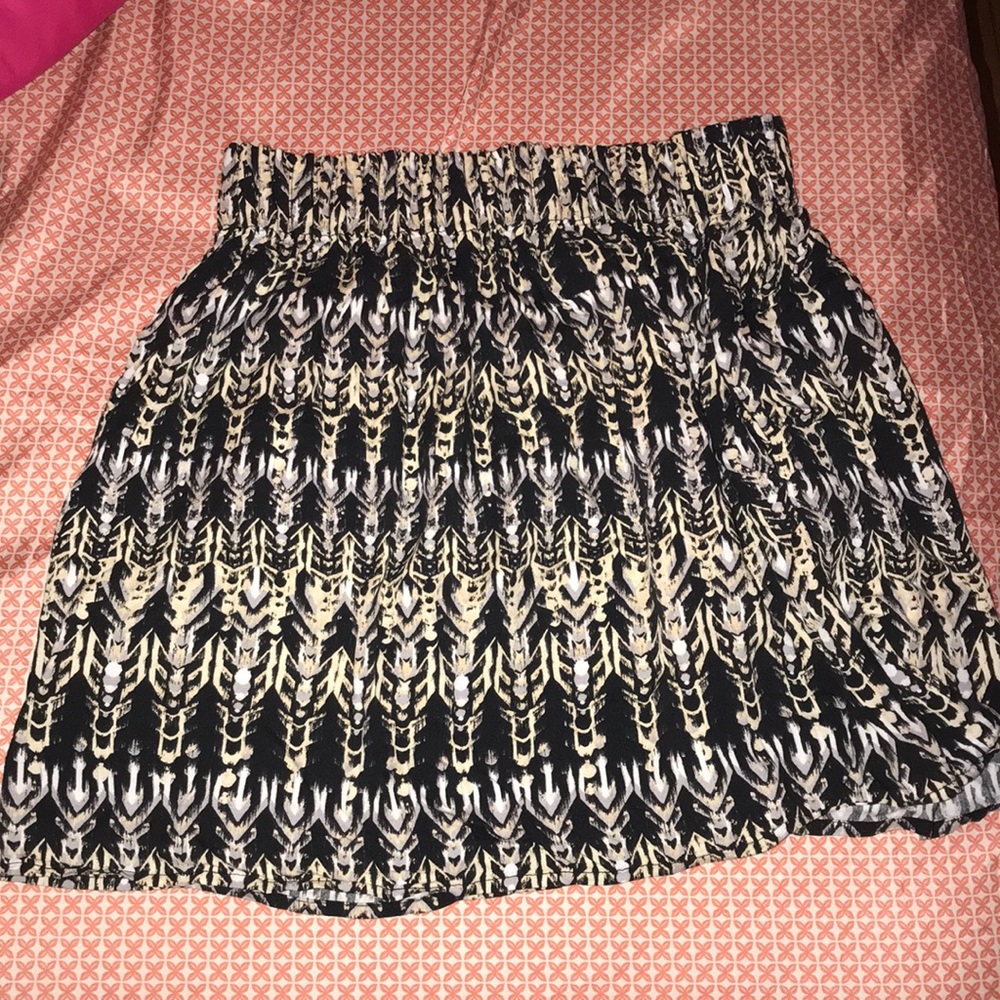 H&M Black with gold detailing skirt